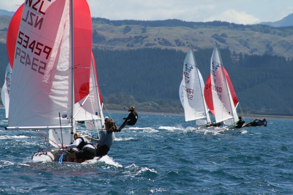 The Berry sisters chase the leaders VW Print 420 Nationals at Napier © Marty Weeks